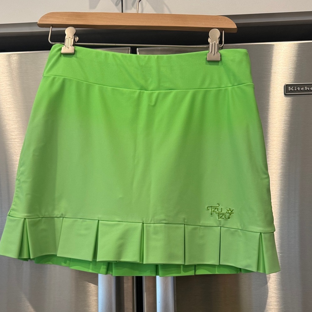 TZU TZU  green, skort S